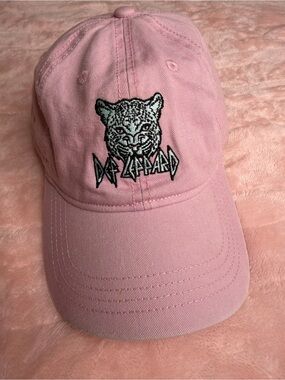 Pink Baseball Cap with Leopard Crest